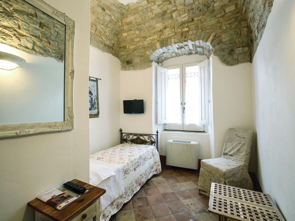 I Templari Di Alberona Hotel Szoba fotó