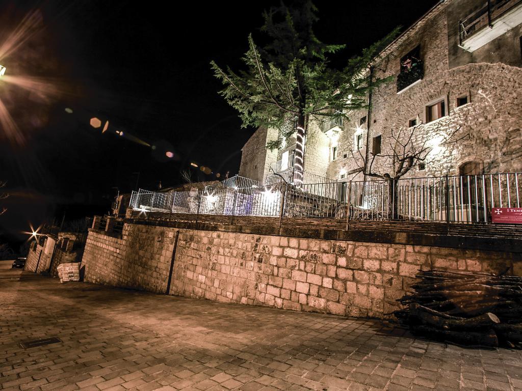 I Templari Di Alberona Hotel Kültér fotó