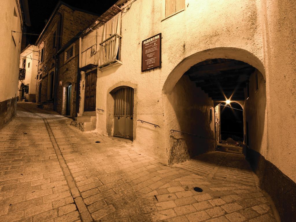 I Templari Di Alberona Hotel Kültér fotó