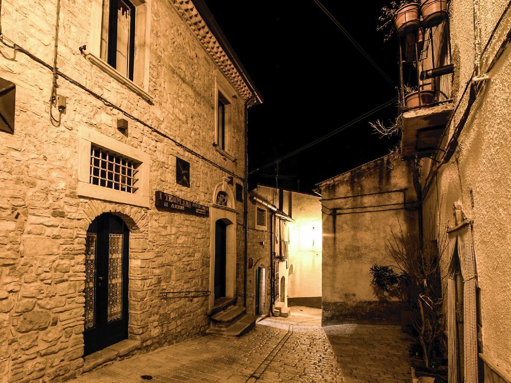 I Templari Di Alberona Hotel Kültér fotó